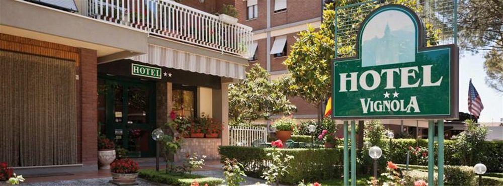 Hotel Vignola Ассизи Экстерьер фото